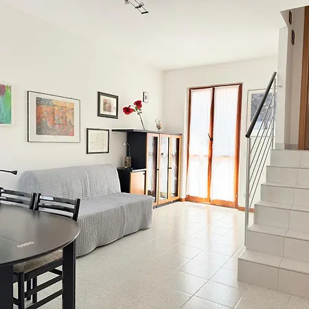 Se249 - Montemarciano, Ampio Trilocale Vicino Al Mare Διαμέρισμα